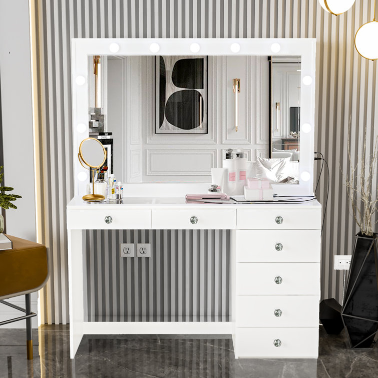 Serena Modern Lighted Vanity Mirror